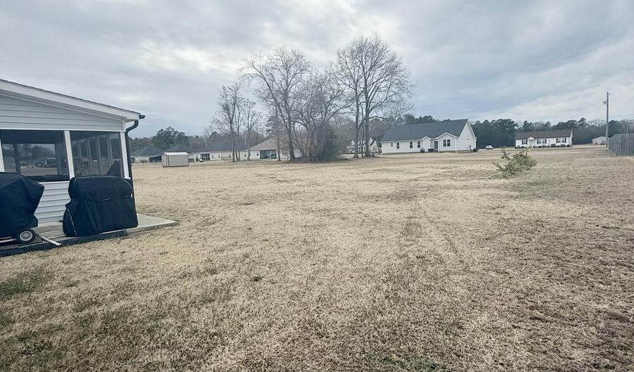 9140 Byron Ct, Bailey, NC 27807 - 3 Beds, 2 Bath
