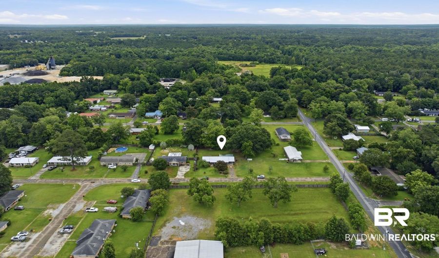 202 Driskell Ave, Bay Minette, AL 36507 - 3 Beds, 2 Bath