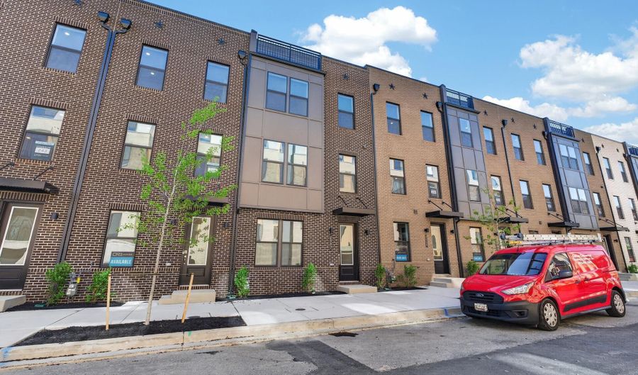 2507 LIGHT St, Baltimore, MD 21230 - 4 Beds, 5 Bath