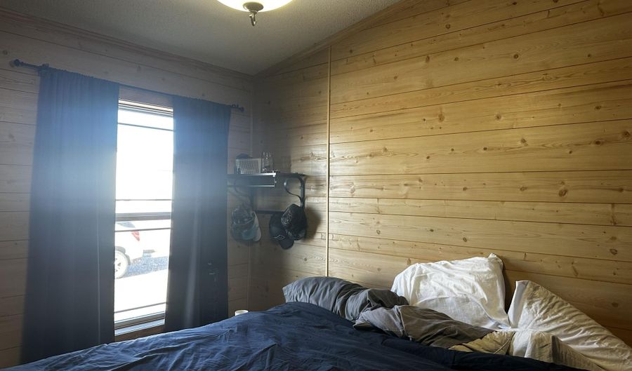 106 Skinner St, Akaska, SD 57420 - 2 Beds, 1 Bath