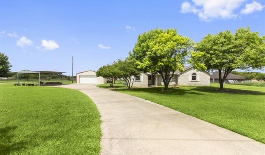 9545 County Road 423, Anna, TX 75409 - 0 Beds, 2 Bath