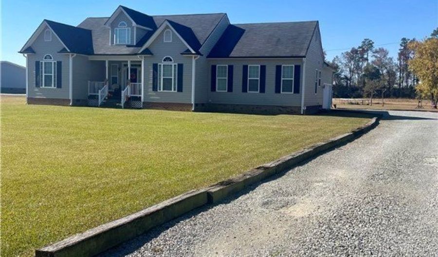 2784 Sivertsen Rd, Autryville, NC 28318 - 4 Beds, 2 Bath