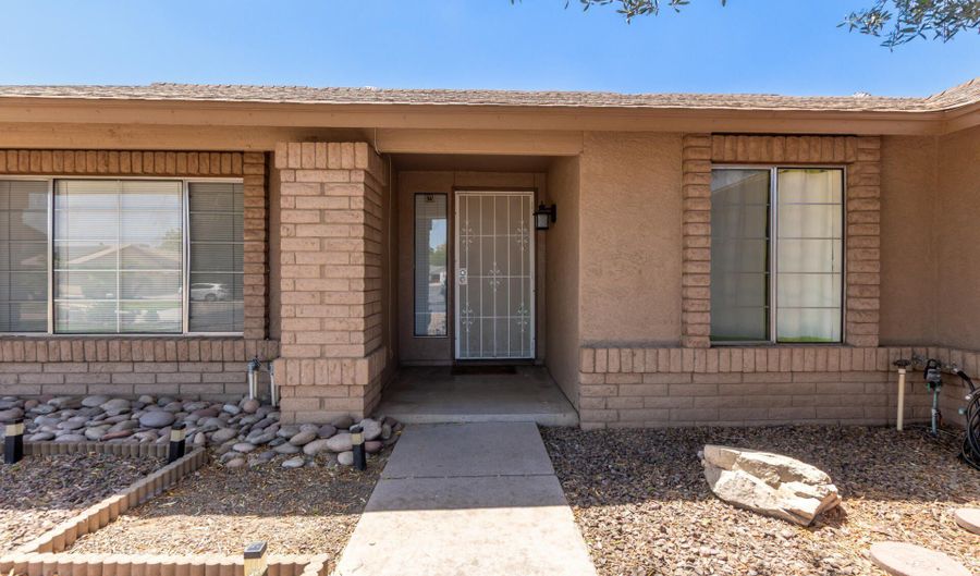 2031 W GILA Ln, Chandler, AZ 85224 - 3 Beds, 2 Bath