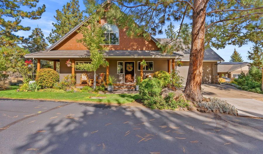 3192 NW Golf View Dr, Bend, OR 97703 - 3 Beds, 3 Bath