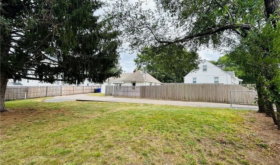 1 Oliver St, North Providence, RI 02904 - 1 Beds, 1 Bath