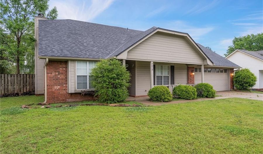 7018 Red Bud Dr, Fort Smith, AR 72916 - 3 Beds, 2 Bath
