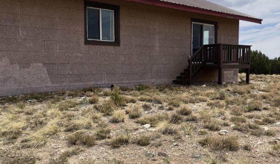 15 N 8641, Concho, AZ 85924 - 2 Beds, 1 Bath
