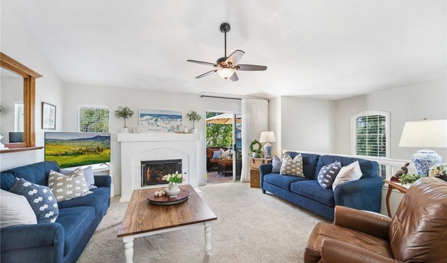 69 Cloudcrest, Aliso Viejo, CA 92656 - 2 Beds, 2 Bath