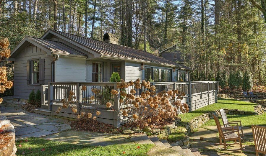 630 Cobb Rd, Highlands, NC 28741 - 4 Beds, 4 Bath