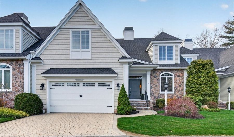 25 Crenshaw Ln 15-2, Andover, MA 01810 - 3 Beds, 5 Bath