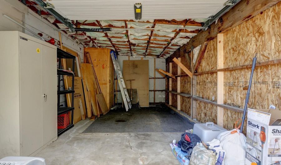 4207 Garfield St, Anchorage, AK 99503 - 1 Beds, 1 Bath