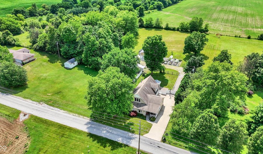 800 N 400 W, Bargersville, IN 46106 - 4 Beds, 3 Bath