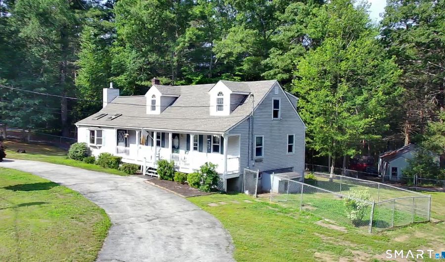 34 Angell Rd, Glocester, RI 02814 - 4 Beds, 2 Bath