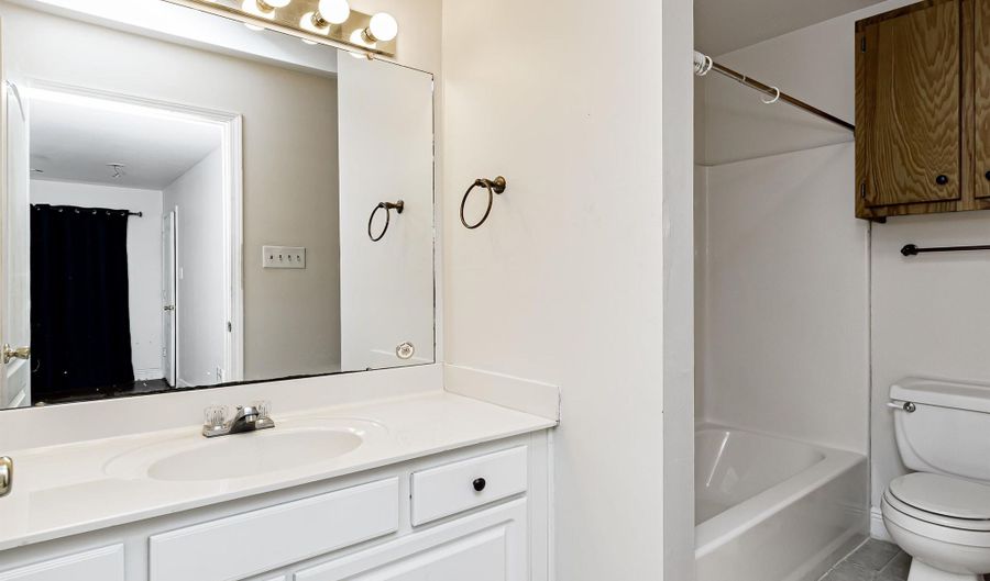 5143 Nicholson Dr #B52, Baton Rouge, LA 70820 - 2 Beds, 2 Bath