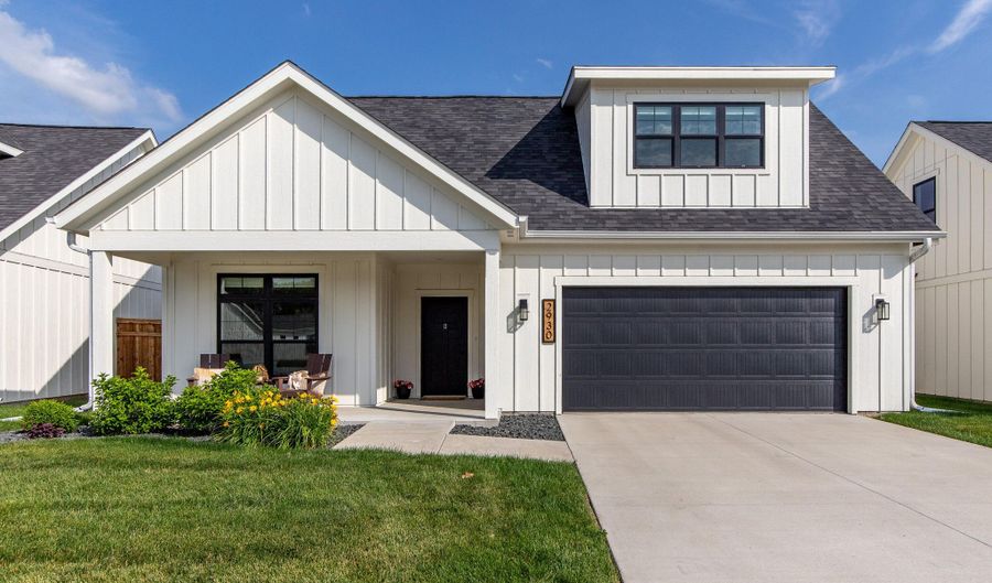2930 Green Hills Dr, Ames, IA 50014 - 3 Beds, 3 Bath