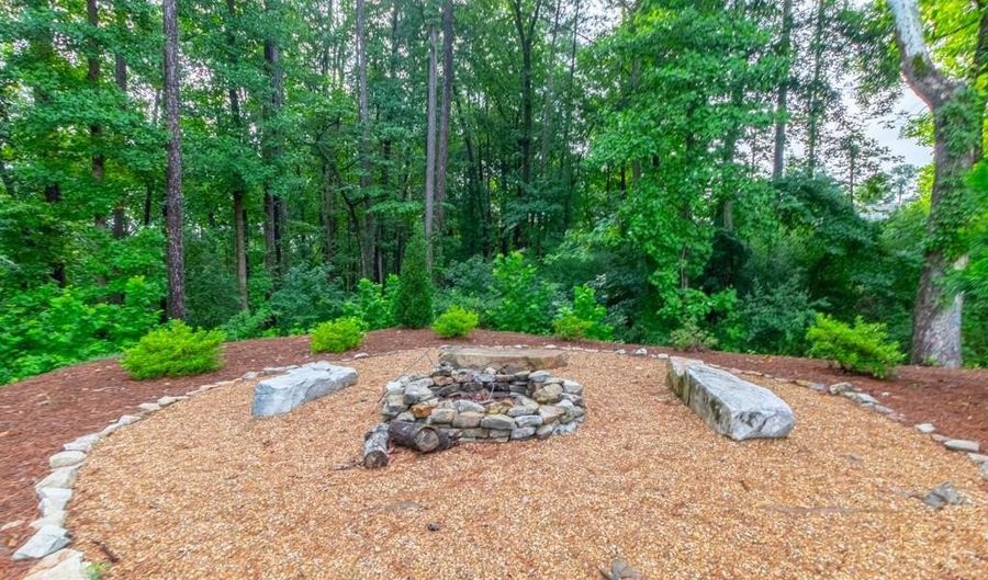 601 Cork St, Woodstock, GA 30188 - 4 Beds, 3 Bath