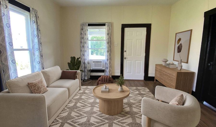 122 17th St, Bedford, IN 47421 - 2 Beds, 1 Bath