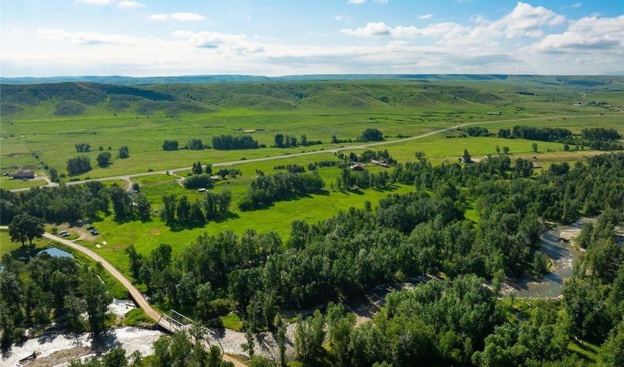 2825 2830 Highway 78 S, Absarokee, MT 59001 - 5 Beds, 3 Bath