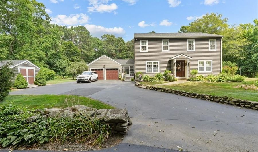 111 Peeptoad Rd, Scituate, RI 02857 - 3 Beds, 2 Bath