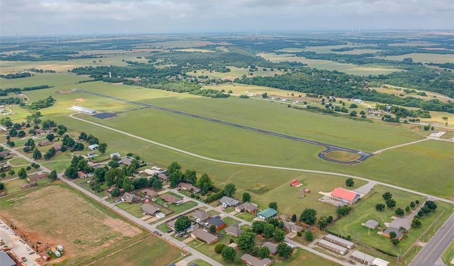202 Walter Way, Anadarko, OK 73005 - 4 Beds, 3 Bath