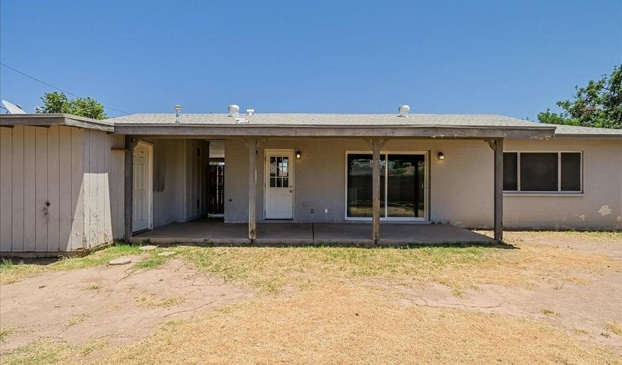 536 N CHERI LYNN Dr, Chandler, AZ 85225 - 3 Beds, 2 Bath