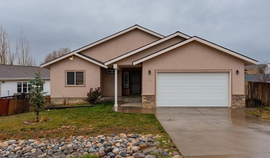 103 Homestead Cir, Bayfield, CO 81122 - 5 Beds, 2 Bath