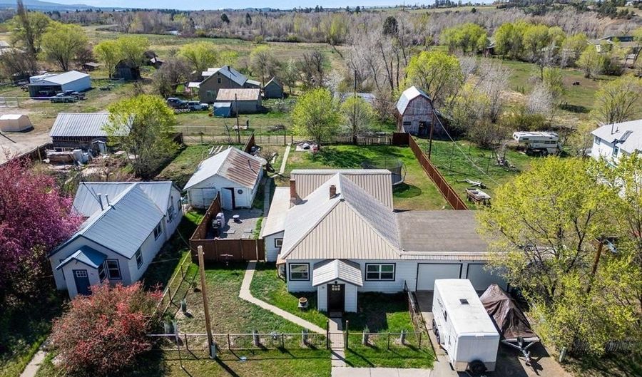 14 E South St, Bayfield, CO 81122 - 3 Beds, 2 Bath