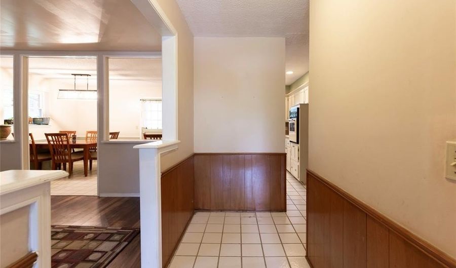 2804 N McMillan Ave, Bethany, OK 73008 - 4 Beds, 3 Bath