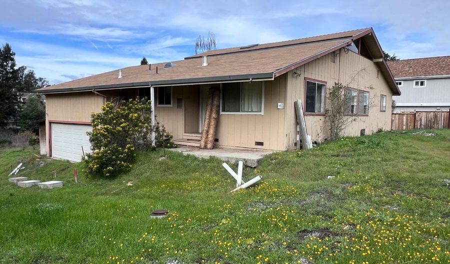 6125 ABBEY Rd, Aptos, CA 95003 - 4 Beds, 2 Bath