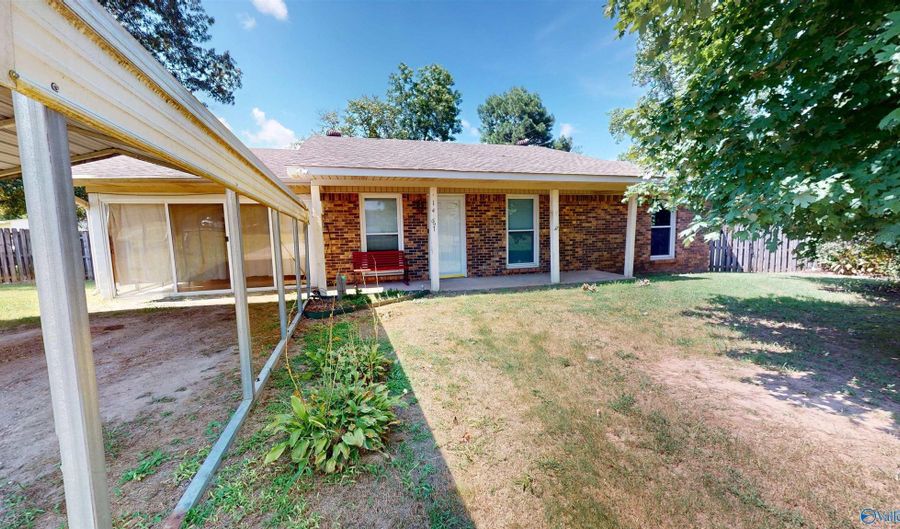 14967 Elk River Mills Rd, Athens, AL 35614 - 3 Beds, 1 Bath