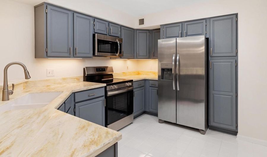 2709 SUMMERVIEW Way #303, Annapolis, MD 21401 - 2 Beds, 3 Bath