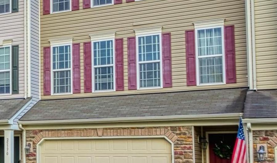 25172 FLUVIAL Ter, Aldie, VA 20105 - 3 Beds, 4 Bath