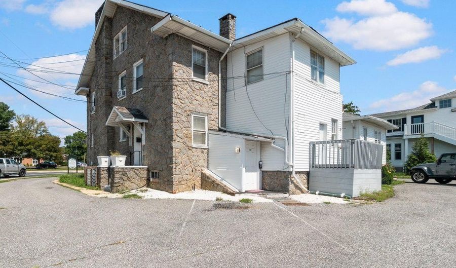 502 S MAIN St 1A, Bel Air, MD 21014 - 1 Beds, 1 Bath