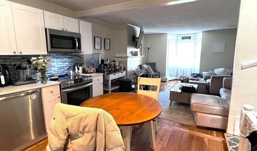 169 W 7th 2, Boston, MA 02127 - 3 Beds, 1 Bath