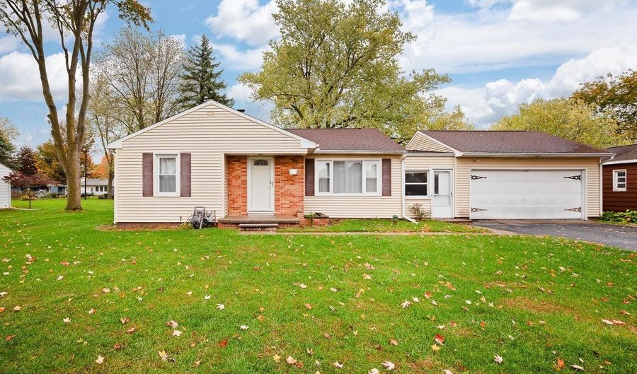 2741 Sharon, Adrian, MI 49221 - 2 Beds, 1 Bath