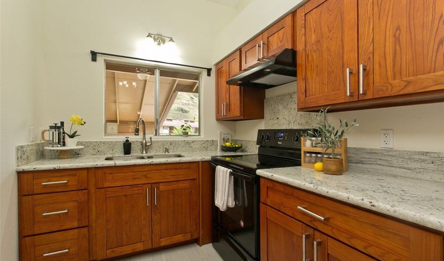 98-607 Kilinoe St 8A2, Aiea, HI 96701 - 2 Beds, 2 Bath