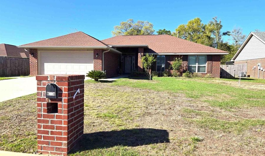 6774 Gettysburg Blvd, Bagdad, FL 32530 - 4 Beds, 2 Bath