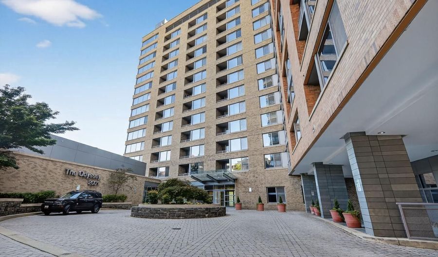 2001 15TH St N 813, Arlington, VA 22201 - 0 Beds, 1 Bath