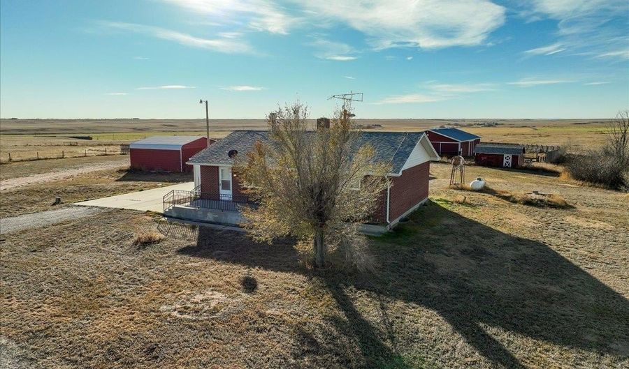 1630 ST HWY 213, Burns, WY 82053 - 3 Beds, 2 Bath