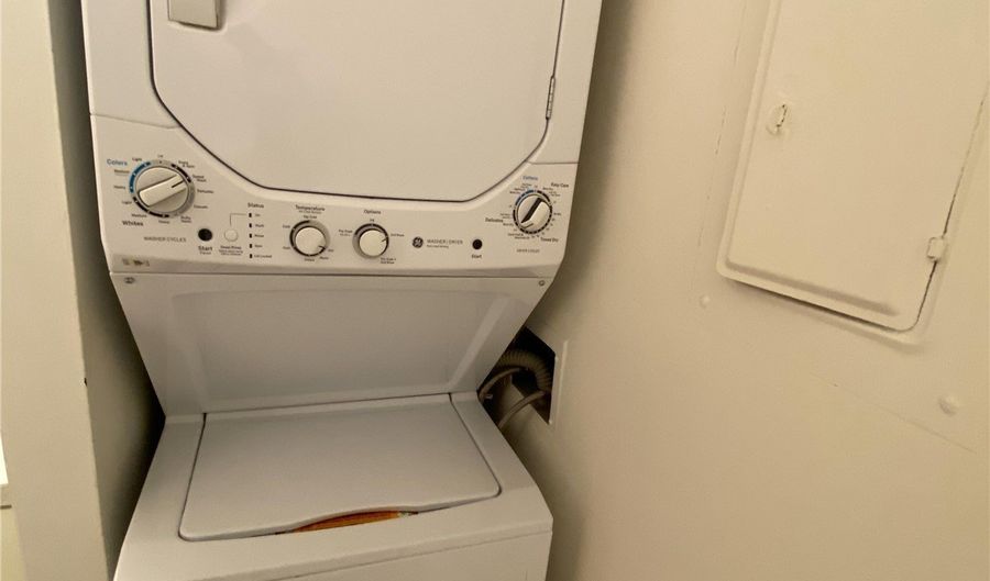 430 Keoniana St 308, Honolulu, HI 96815 - 2 Beds, 2 Bath