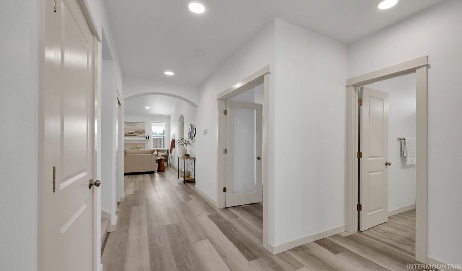 11272 Bluefield Dr, Caldwell, ID 83605 - 4 Beds, 3 Bath