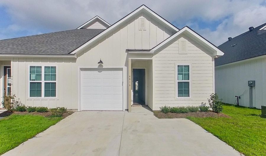 4816 W Dacha Ln, Baton Rouge, LA 70817 - 3 Beds, 2 Bath