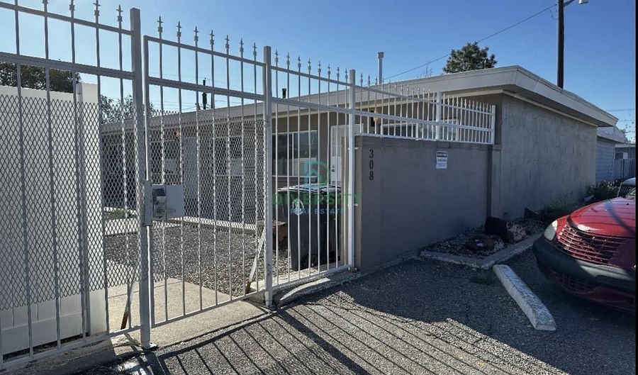 308 Charleston St NE, Albuquerque, NM 87108 - 4 Beds, 4 Bath