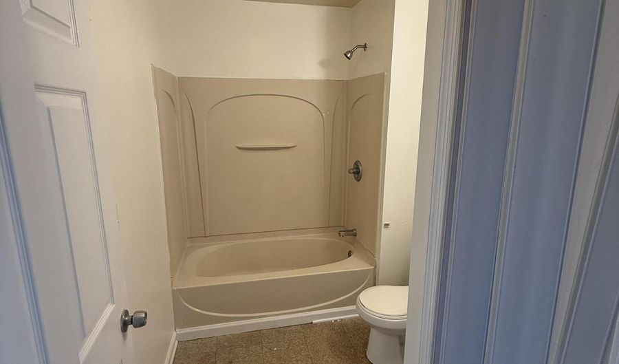 79 1st St, Albany, NY 12210 - 5 Beds, 3 Bath