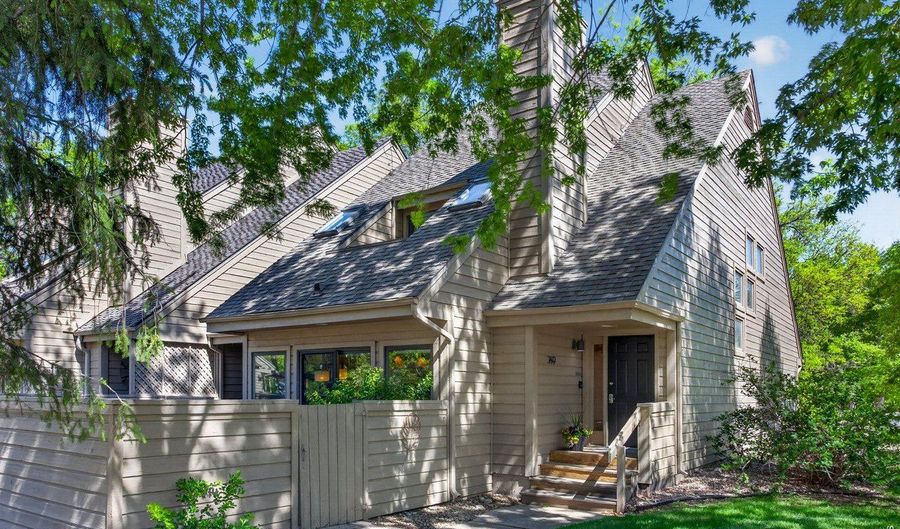 749 Meadow Glen Dr, Boulder, CO 80303 - 3 Beds, 3 Bath