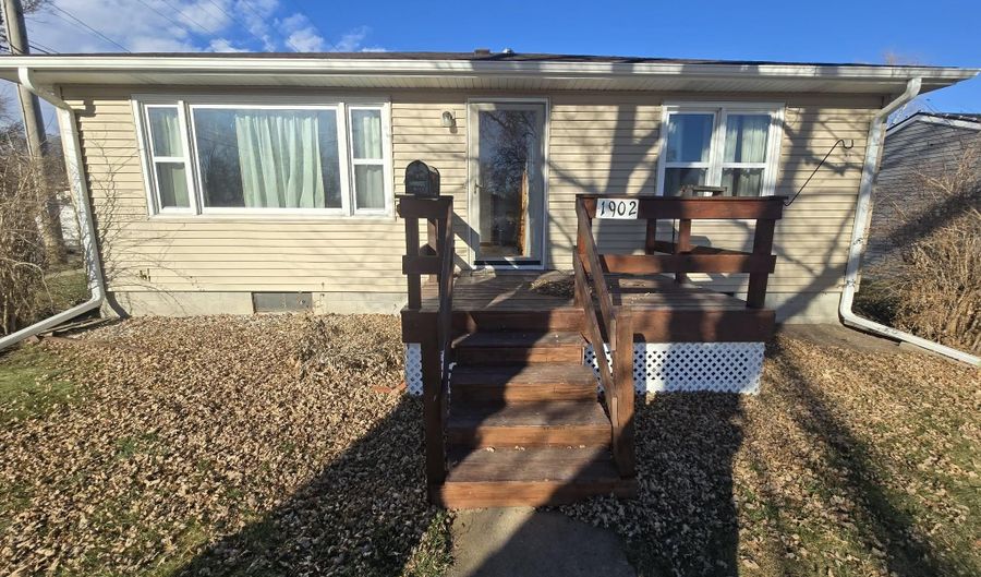 1902 High St, Beatrice, NE 68310 - 2 Beds, 1 Bath