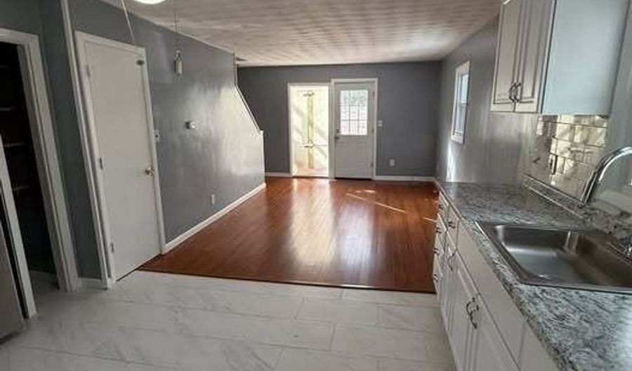 290 Priscilla St, Bridgeport, CT 06610 - 2 Beds, 2 Bath