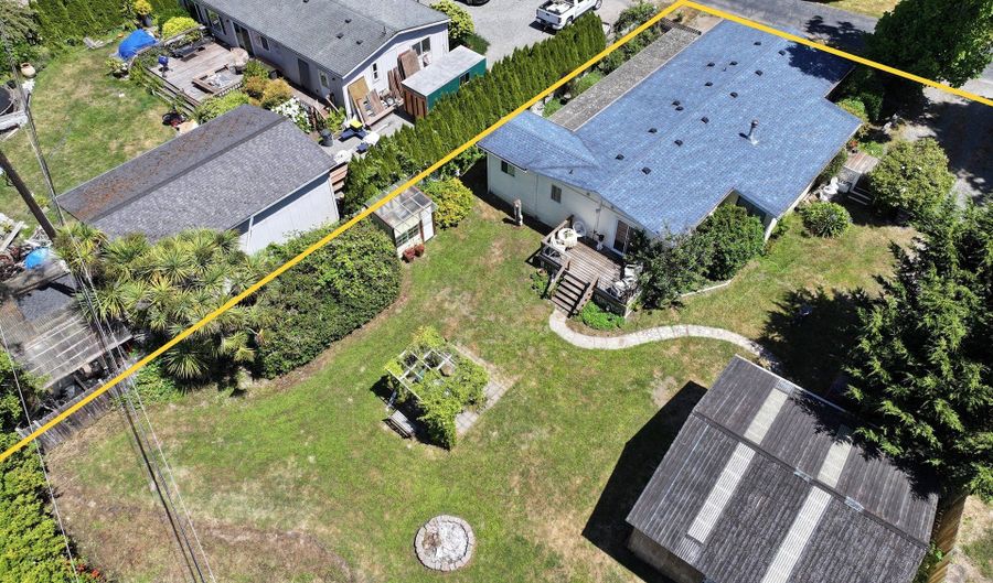 99005 W FREEMAN Ln, Brookings, OR 97415 - 3 Beds, 2 Bath