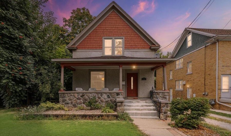 910 W Huron St, Ann Arbor, MI 48103 - 4 Beds, 3 Bath