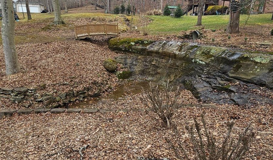 3455 Boy Scout Rd, Ashland, KY 41102 - 5 Beds, 4 Bath